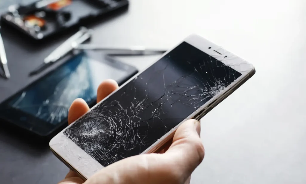 Recover Data From a Damaged Smartphone